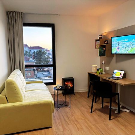 Apparthotel Privilodges 툴롱 외부 사진