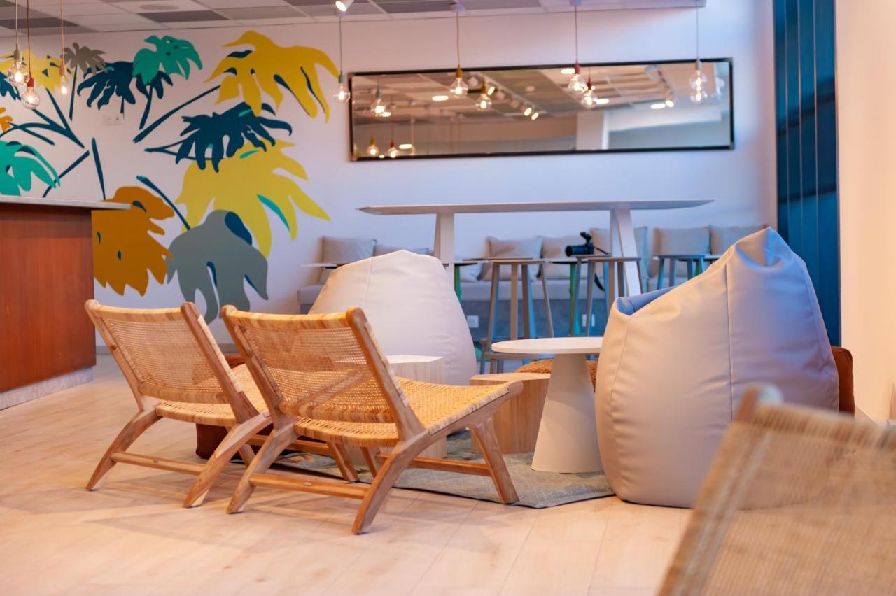 Apparthotel Privilodges 툴롱 외부 사진