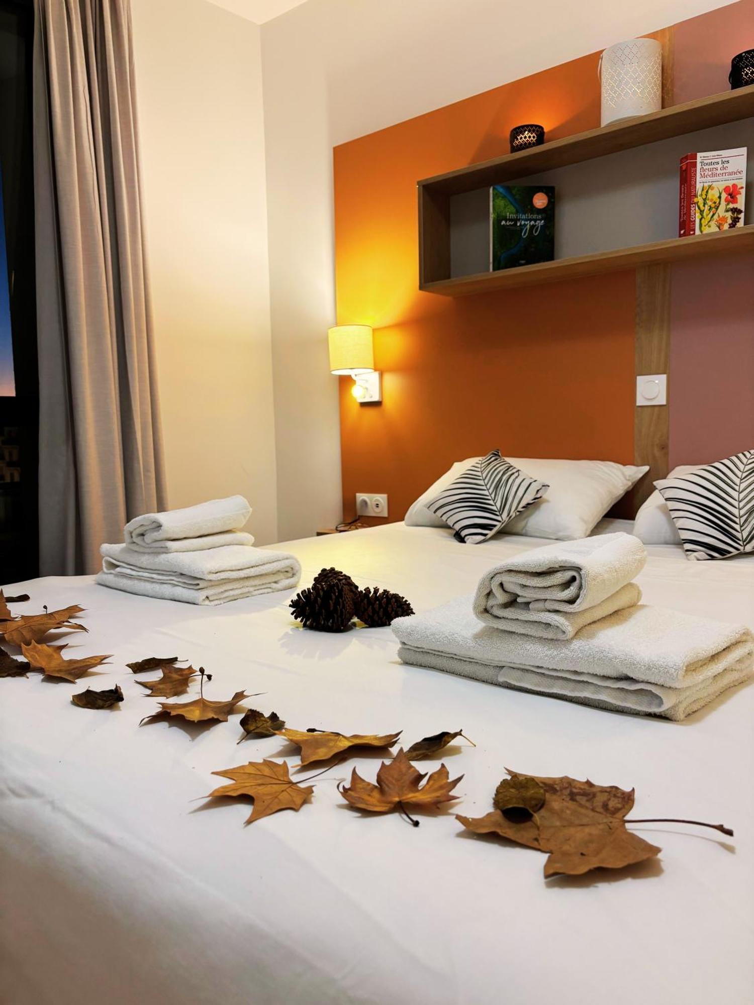 Apparthotel Privilodges 툴롱 외부 사진