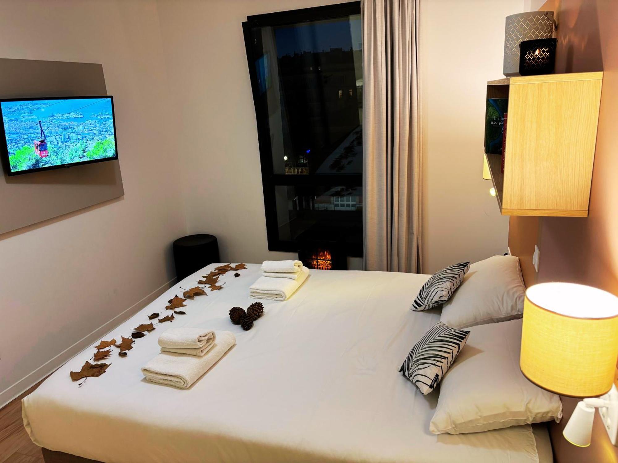 Apparthotel Privilodges 툴롱 외부 사진